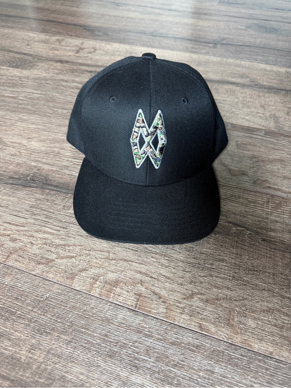 Morgan Wallen logo hat